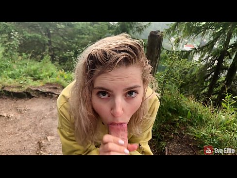 ❤️ لڑکی پبلک بلو جاب کے بعد سہ نگل رہی ہے - ایوا ایلفی ❤️  سیکس  ☑